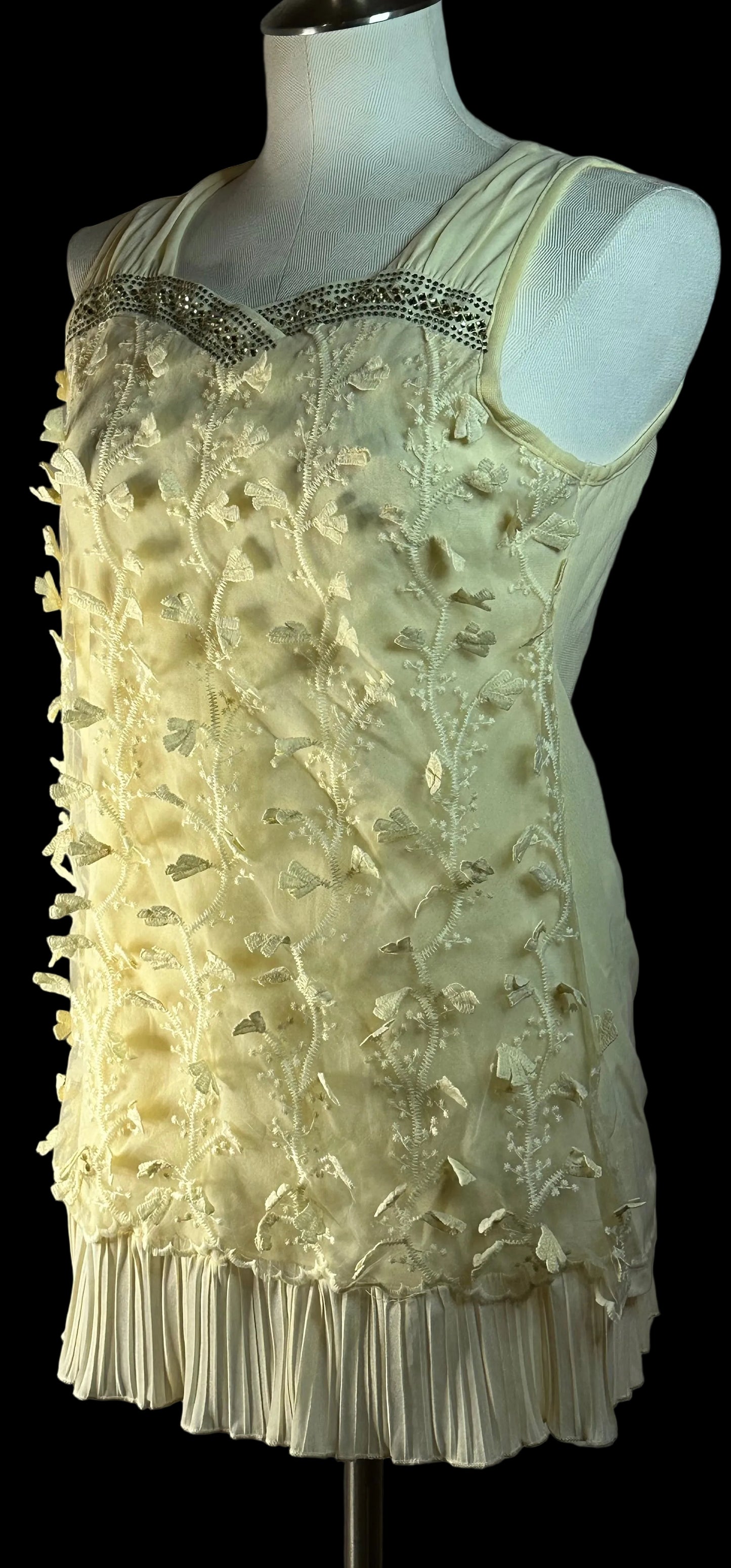 John Fashion - Fashion Top - Pale Yellow - Size is Small/Medium