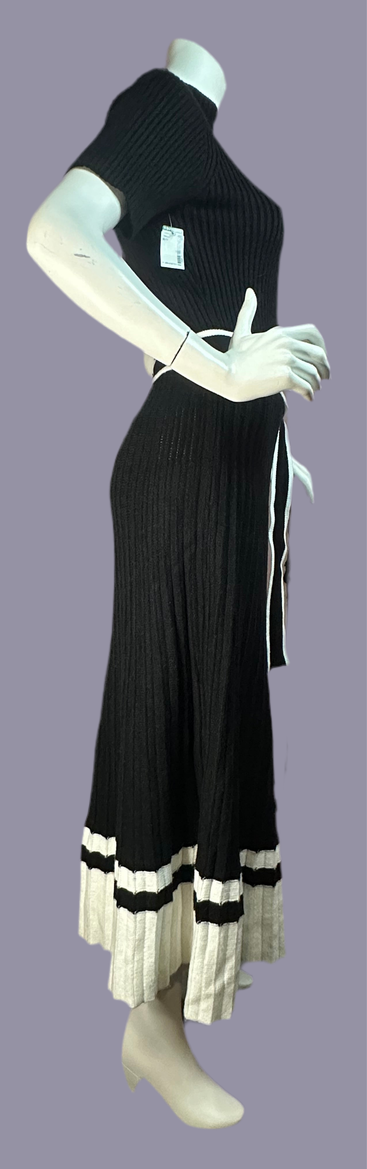 EB LUXE Dress - Contrasting Edging Rib-Knit Pleated Dress - BNWT